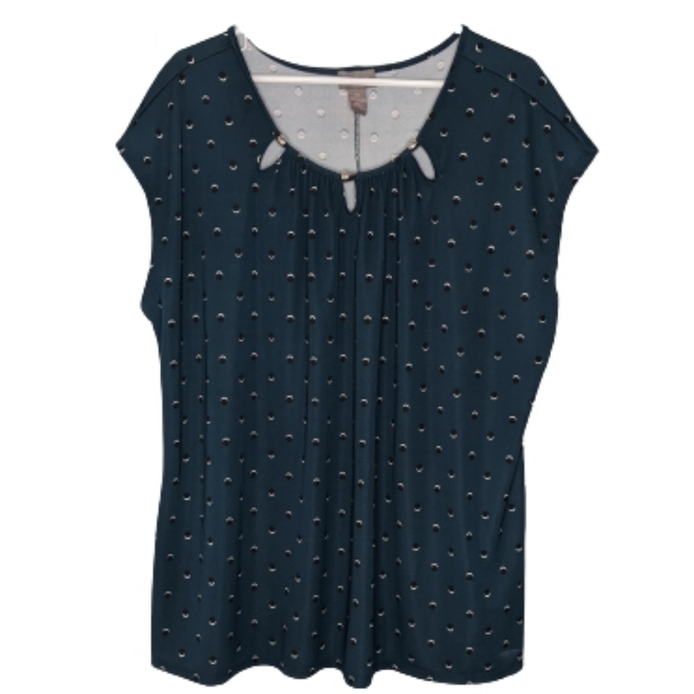 Rochelli shoulder crop plus size 2x top
